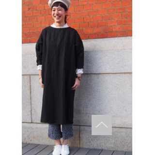 ネストローブ(nest Robe)のネストローブ  リネン花柄パンツ(カジュアルパンツ)