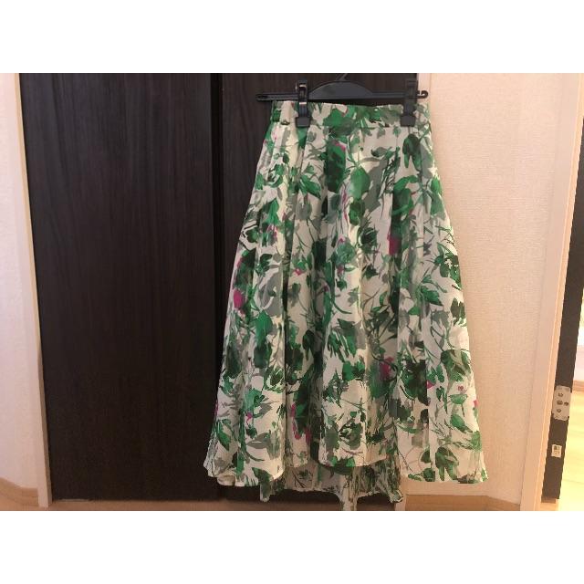 FRAY I.D(フレイアイディー)のフレイアイディー 花柄スカート レディースのスカート(ひざ丈スカート)の商品写真