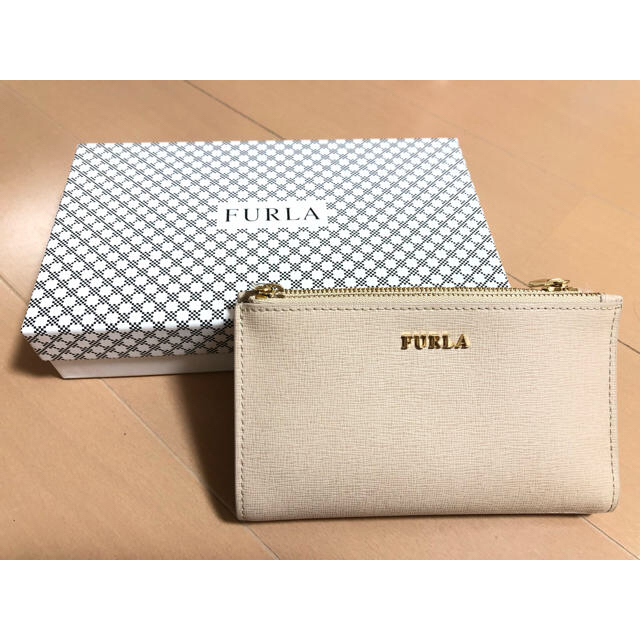 FURLA　財布　新品未使用