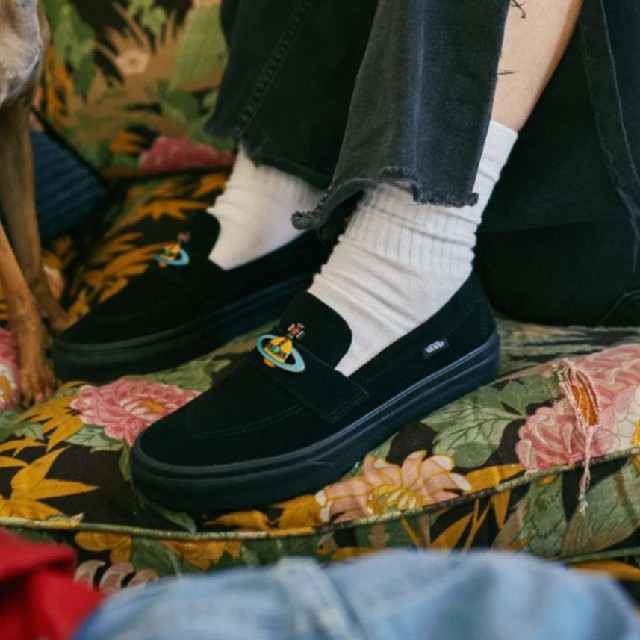 Vivienne Westwood × VANS
STYLE53