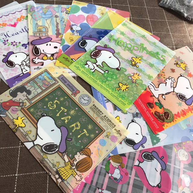 SNOOPY(スヌーピー)のSNOOPY クリアーファイル11枚セット  エンタメ/ホビーのアニメグッズ(クリアファイル)の商品写真