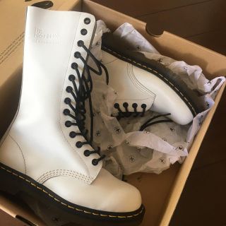 ドクターマーチン(Dr.Martens)の本日限定破格Dr.Martens 14ホールUK4(ローファー/革靴)