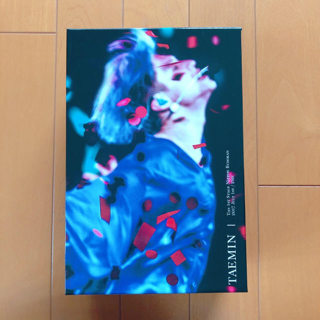 SHINee(シャイニー)のテミン  FC限定盤  ブルーレイ  日本武道館 エンタメ/ホビーのDVD/ブルーレイ(ミュージック)の商品写真