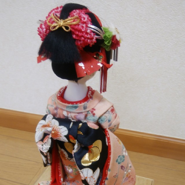 日本人形 舞妓さんの踊り 花柄の着物 手作りです の通販 By リリマリコ S Shop ラクマ 日本人形 舞妓さんの踊り 花柄の着物 手作りです の通販 By リリマリコ S Shop ラクマ