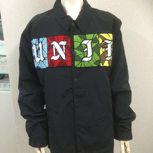 UNIF(ユニフ)のUNIFロゴジャケット レディースのジャケット/アウター(その他)の商品写真
