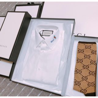 グッチ(Gucci)の【期間限定値下げ】GUCCI フラワー フィルクーペ ポプリン シャツ(シャツ/ブラウス(長袖/七分))