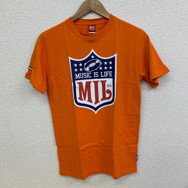 NESTA BRAND(ネスタブランド)の◆新品未使用◆NESTA BRAND Tシャツ「MIL」オレンジ Sサイズ メンズのトップス(Tシャツ/カットソー(半袖/袖なし))の商品写真