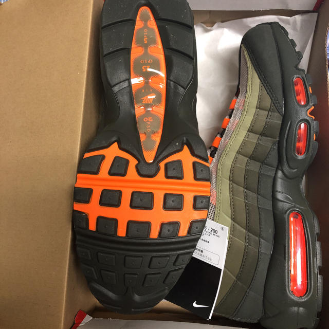 NIKE(ナイキ)のNIKE AIR MAX 95 OG 28.5cm TOTAL ORANGE  メンズの靴/シューズ(スニーカー)の商品写真