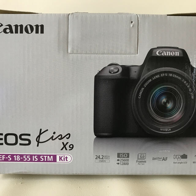 キャノン Canon 一眼レフカメラ　EOS Kiss X9