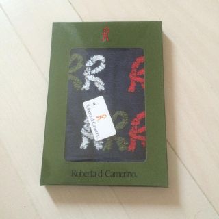 ロベルタディカメリーノ(ROBERTA DI CAMERINO)の新品未使用ロベルタタオルハンカチ(ハンカチ)