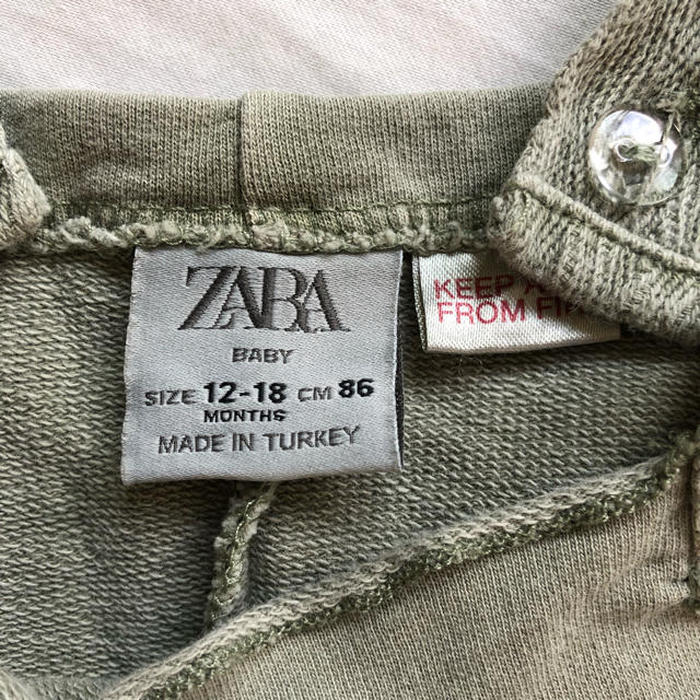 ZARA KIDS(ザラキッズ)のZARA ベビー オーバーオール キッズ/ベビー/マタニティのベビー服(~85cm)(カバーオール)の商品写真