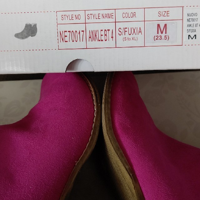Nuovo(ヌォーボ)のブーツ レディースの靴/シューズ(ブーツ)の商品写真