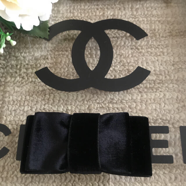 CHANEL●極美品●ココボタン＆ココ●可愛いワンピース●シルク♡ベルベット レディースのワンピース(ひざ丈ワンピース)の商品写真