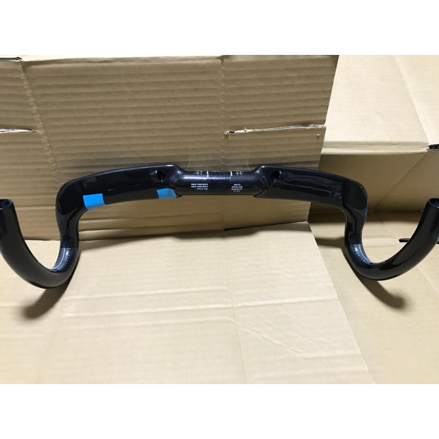 フルカーボンハンドル ドロップハンドル 31.8x440mm 3K艶黒