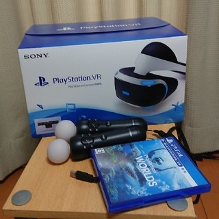 プレイステーションヴィーアール(PlayStation VR)のPlayStationVR + VRソフト + PSmoveコントローラ2本(家庭用ゲーム機本体)