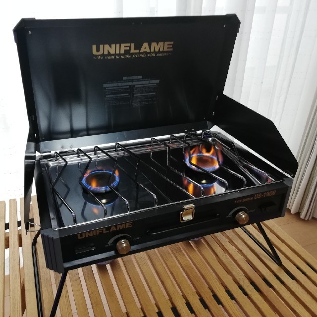 UNIFLAME(ユニフレーム)のまーや様専用　廃盤レア　ユニフレーム　ツインバーナー　US-1900 スポーツ/アウトドアのアウトドア(ストーブ/コンロ)の商品写真