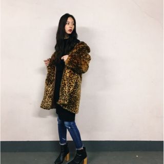 マウジー(moussy)のmoussyフェイクファーレオパードコート　早い者勝ち！(毛皮/ファーコート)