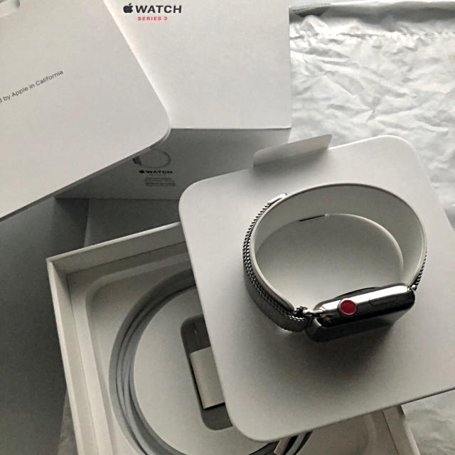 Apple Watch - Apple Watch Series 3 42mmの通販 by m's shop｜アップルウォッチならラクマ 特価在庫