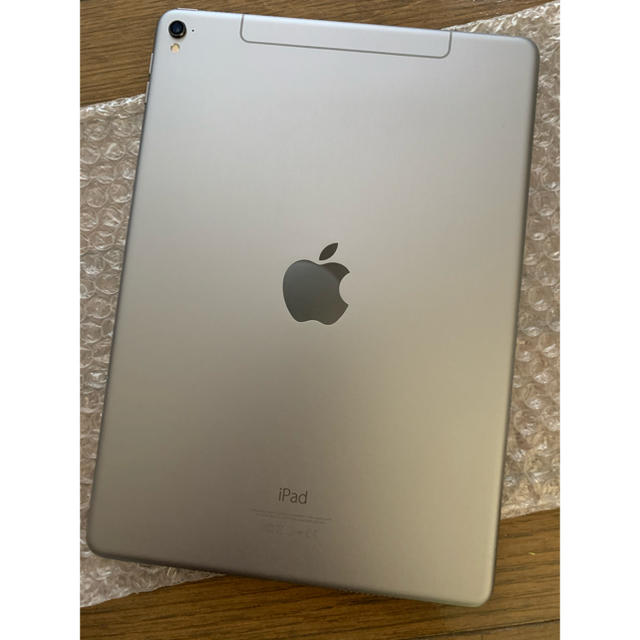 iPad Pro 9.7インチ docomoPC/タブレット