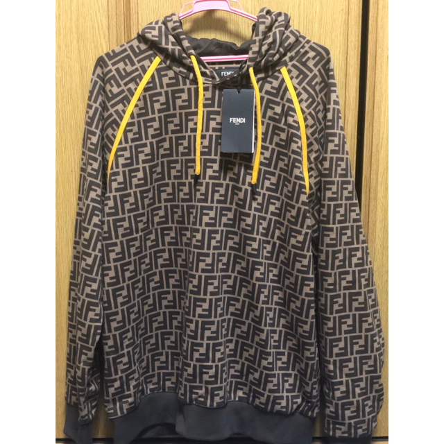 純正新品 FENDI パーカー ズッカ柄 正規品 トレーナー radimmune.com
