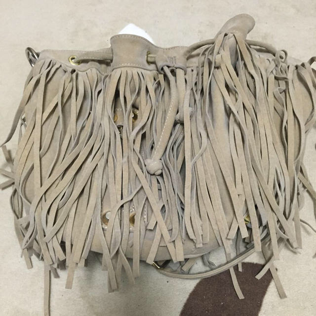JEANASIS(ジーナシス)のジーナシスフリンジバッグ レディースのバッグ(ハンドバッグ)の商品写真
