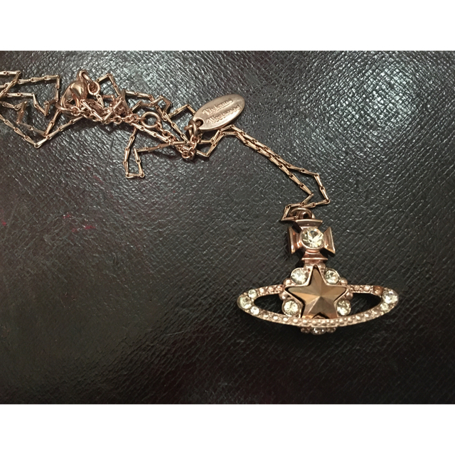 Vivienne Westwood(ヴィヴィアンウエストウッド)のヴィヴィアン・ウエストウッドのネックレス レディースのアクセサリー(ネックレス)の商品写真