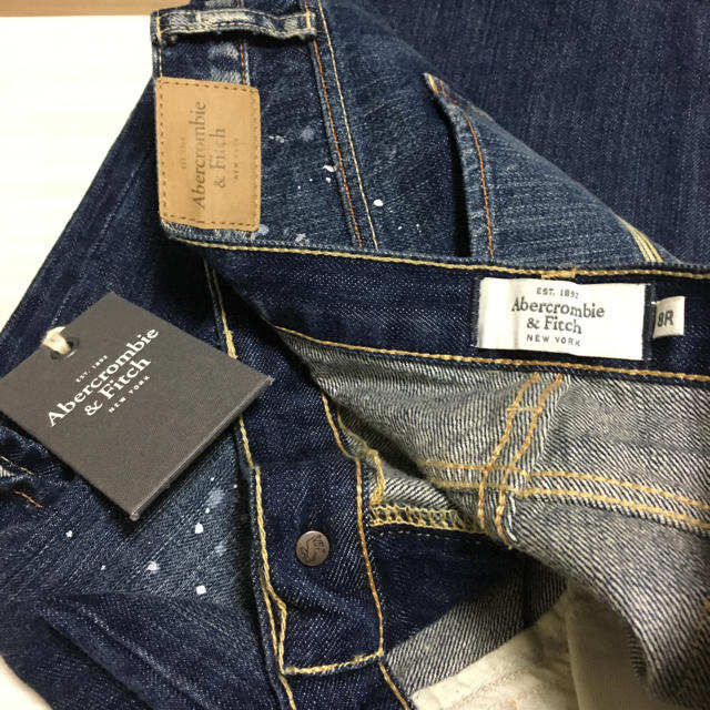 Abercrombie&Fitch(アバクロンビーアンドフィッチ)の【未使用】アバクロジーンズ 8R レディースのパンツ(デニム/ジーンズ)の商品写真