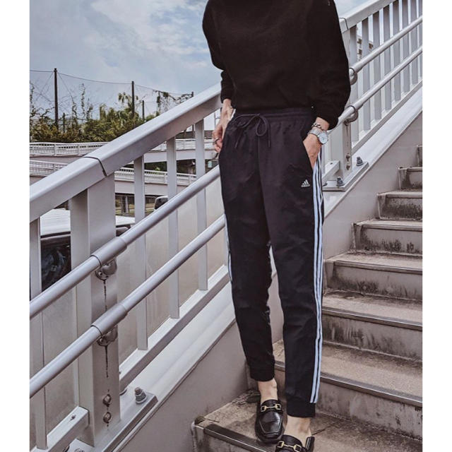 moussy(マウジー)のMOUSSY×adidas共同開発♡W ID WV PANT MSY♡3ライン レディースのパンツ(カジュアルパンツ)の商品写真