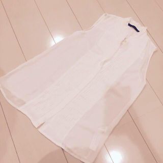 ザラ(ZARA)のノースリーブブラウス❤️(シャツ/ブラウス(半袖/袖なし))