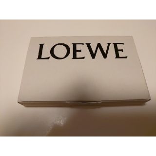 ロエベ(LOEWE)のLOEWE オードゥ パルファン 001 ウーマン・マン(ユニセックス)