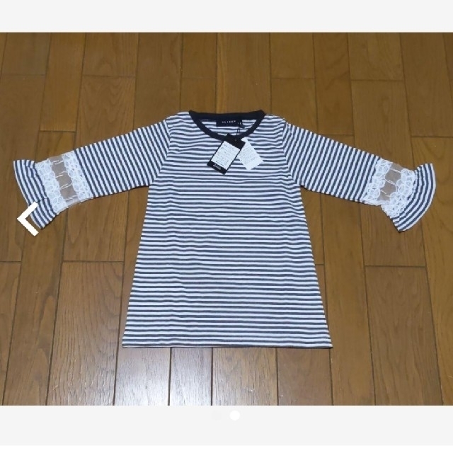 【新品】袖レース　チェニック　120cm キッズ/ベビー/マタニティのキッズ服女の子用(90cm~)(Tシャツ/カットソー)の商品写真