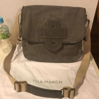 ティラマーチ(TILA MARCH)のティラ マーチ エナメル×キャンバス地ショルダーバッグ(ショルダーバッグ)