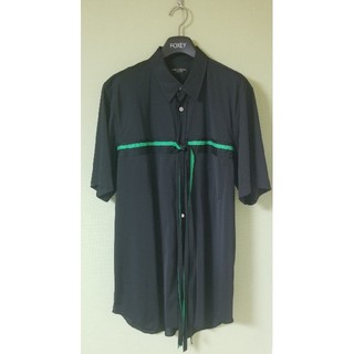 コムデギャルソン(COMME des GARCONS)のCOMME des GARCONS　珍しいシャツ　黒×緑　サイズS　(シャツ)