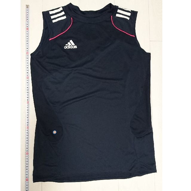 adidas(アディダス)の★超美品☆バスケットボール★アディダス☆ノースリーブ タンクトップ★XL スポーツ/アウトドアのスポーツ/アウトドア その他(バスケットボール)の商品写真