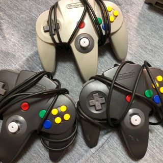 ニンテンドウ64(NINTENDO 64)のニンテンドー64  コントローラー 3個セット(その他)