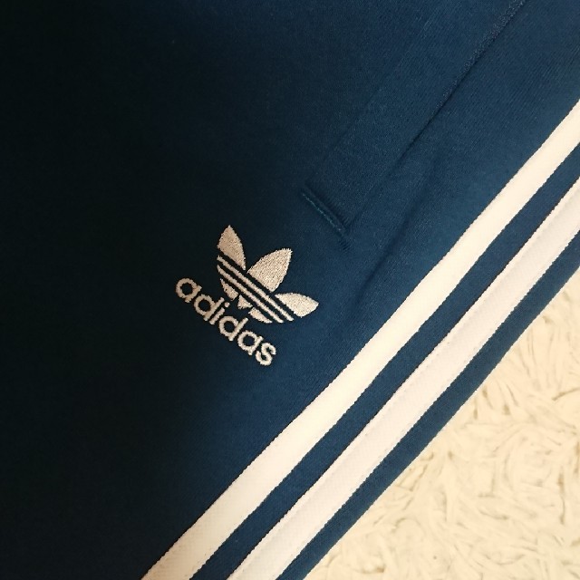 adidas オリジナルス  ジャージ 期間限定出品