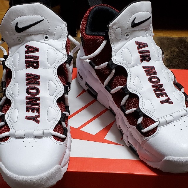 NIKE　AIR MORE MONEY