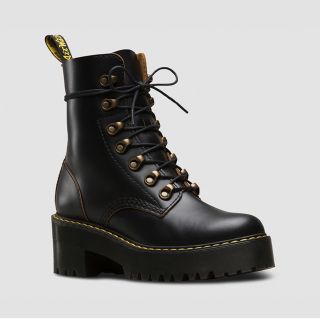 ドクターマーチン(Dr.Martens)のさっちゃん様専用 ドクターマーチン leona 7フックブーツ(ブーツ)