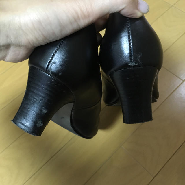 AOKI(アオキ)のスーツ用 シンプル黒パンプス レディースの靴/シューズ(ハイヒール/パンプス)の商品写真