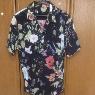 グッチ 花柄 シャツ(メンズ)の通販 26点 | Gucciのメンズを買うならラクマ