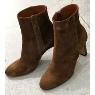 アパルトモンドゥーズィエムクラス(L'Appartement DEUXIEME CLASSE)の☆新品☆MＩＣＨＥＬ VＩVＩＥN   8.５SHORT BOOTＳ ３９(ブーツ)