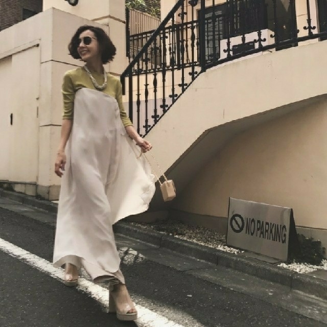 Ameri VINTAGE(アメリヴィンテージ)のアメリヴィンテージ  OVER HIGH WAIST LIKE PANTS レディースのパンツ(サロペット/オーバーオール)の商品写真