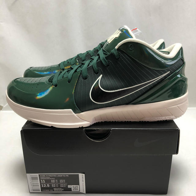 NIKE(ナイキ)の29cm UNDEFEATED × NIKE KOBE IV PROTRO  メンズの靴/シューズ(スニーカー)の商品写真