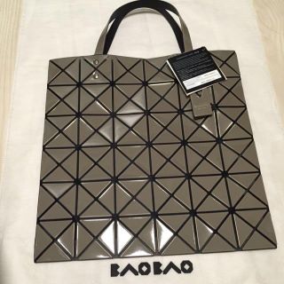 イッセイミヤケ(ISSEY MIYAKE)のBAOBAO 保証書付き(トートバッグ)