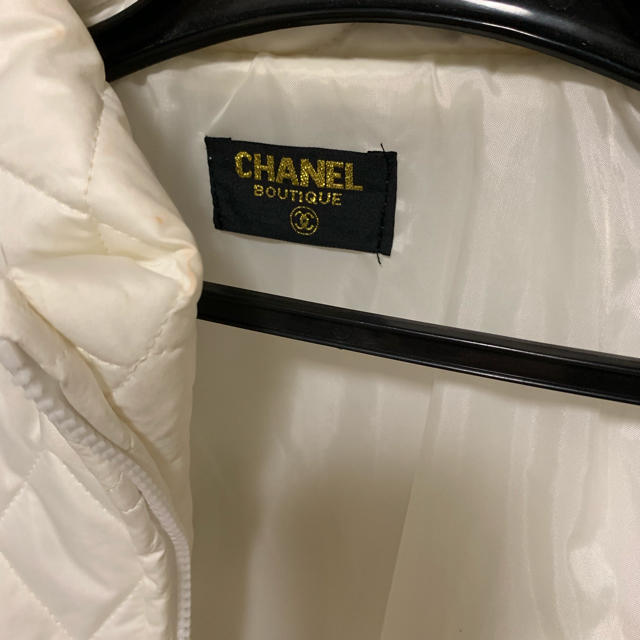 CHANEL(シャネル)のアイル様 専用 レディースのジャケット/アウター(ダウンジャケット)の商品写真