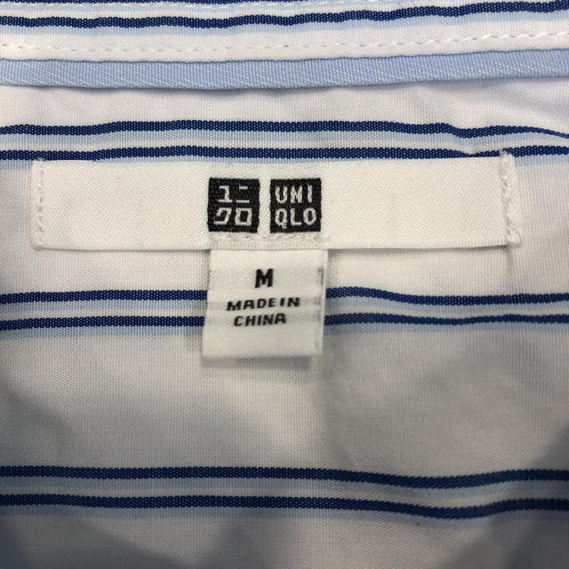 UNIQLO(ユニクロ)のユニクロ ボタンダウンシャツ / Mサイズ / 白×ブルー / ピンストライプ レディースのトップス(シャツ/ブラウス(長袖/七分))の商品写真