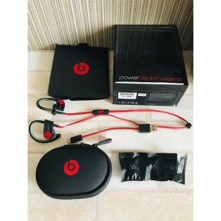 ビーツバイドクタードレ(Beats by Dr Dre)のPowerbeats2 Wireless パワービーツ ワイヤレス イヤホン 赤(ヘッドフォン/イヤフォン)