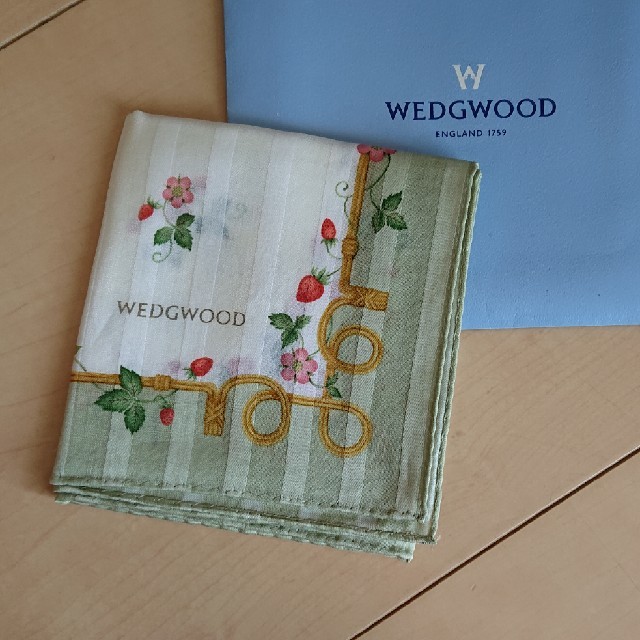 WEDGWOOD(ウェッジウッド)のWEDGWOOD ハンカチ【お値下げ！】 レディースのファッション小物(ハンカチ)の商品写真