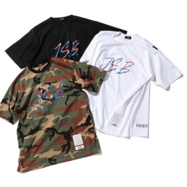 三代目 J Soul Brothers(サンダイメジェイソウルブラザーズ)の★三代目 J.S.B. Tricolor Tag Logo Tee  Tシャツ エンタメ/ホビーのタレントグッズ(ミュージシャン)の商品写真