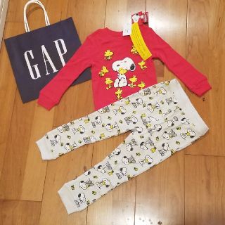 ベビーギャップ(babyGAP)の105 スヌーピー　パジャマ　セットアップ　ピーナッツ(パジャマ)